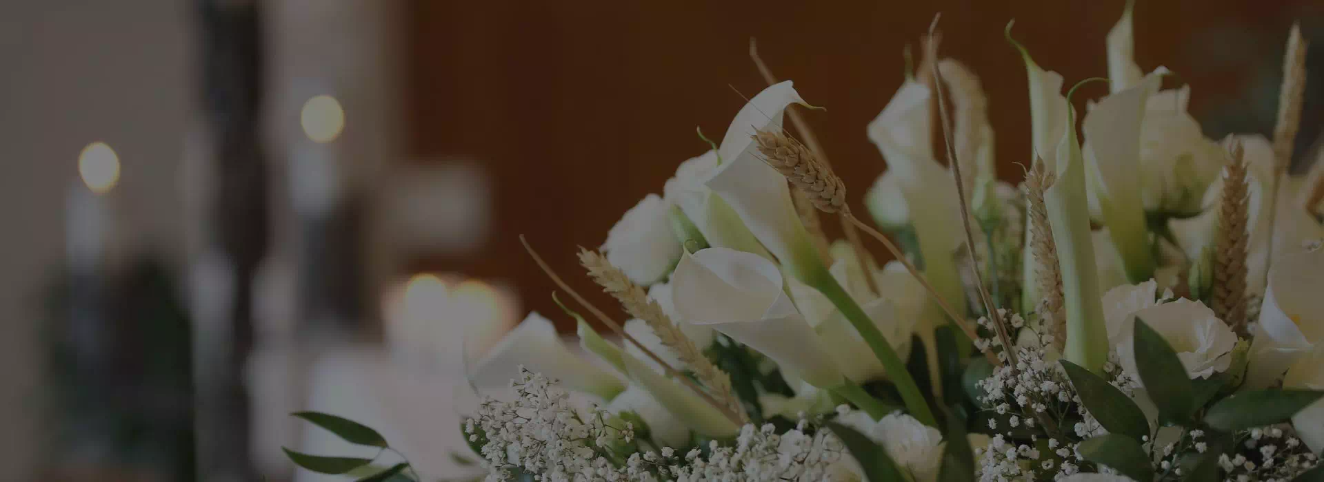 pogrzebowe białe kwiaty
